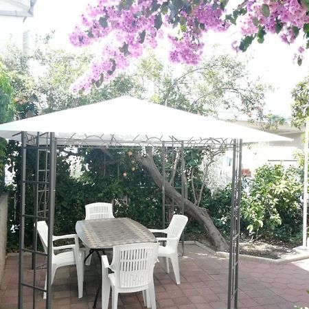 Apartmani Ivona ポドゥゴラ エクステリア 写真