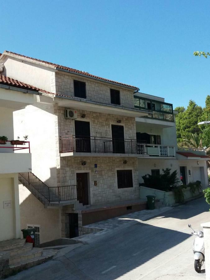 Apartmani Ivona ポドゥゴラ エクステリア 写真