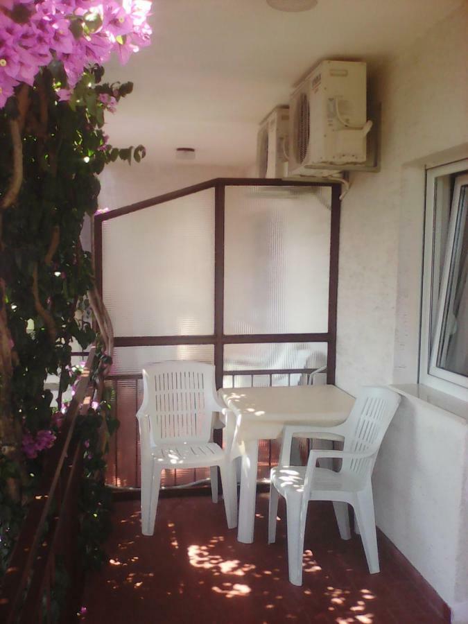 Apartmani Ivona ポドゥゴラ エクステリア 写真